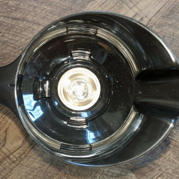 Tupperware ThermoTup 1L Pitcher New in Box - Picture 5 of 5